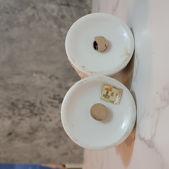 Vintage Peace & Prosperity Holt Howard Salt & Pepper shakers - Picture 3 of 4